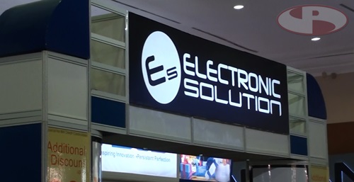 Pameran komputer sudah mulai di minati toko elektronik besar sekelas electronic solution.